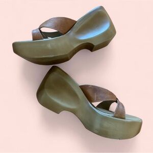 Steve Madden Tan Platform Sandals